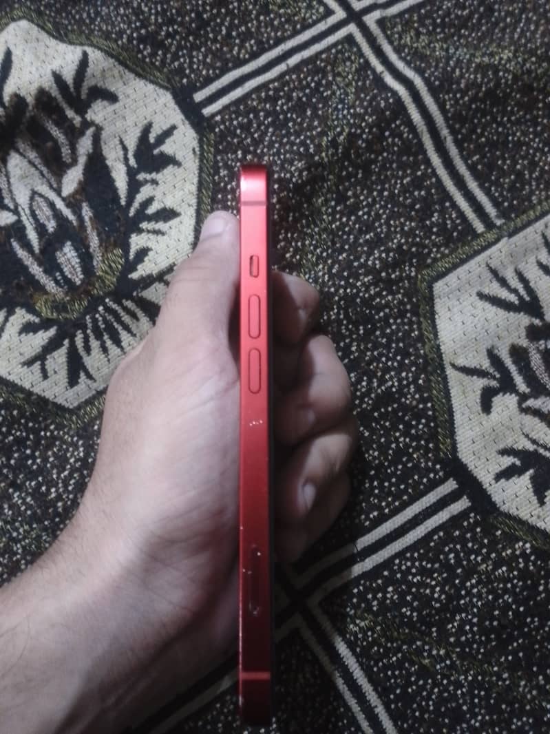 Apple iPhone 13 3