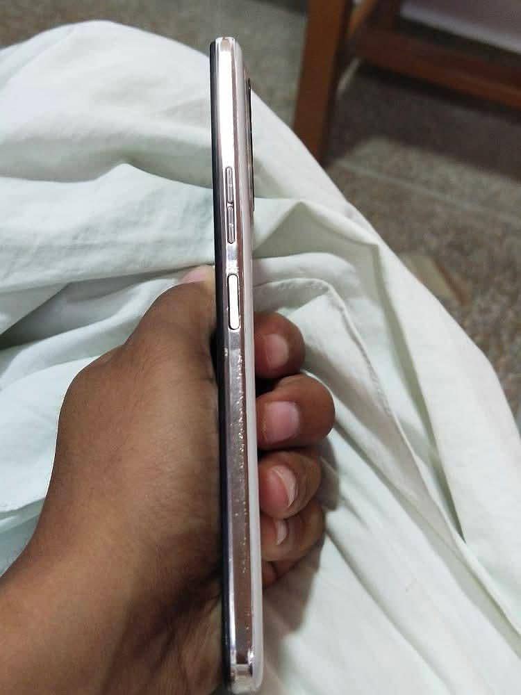 Tecno Camon 18p 3