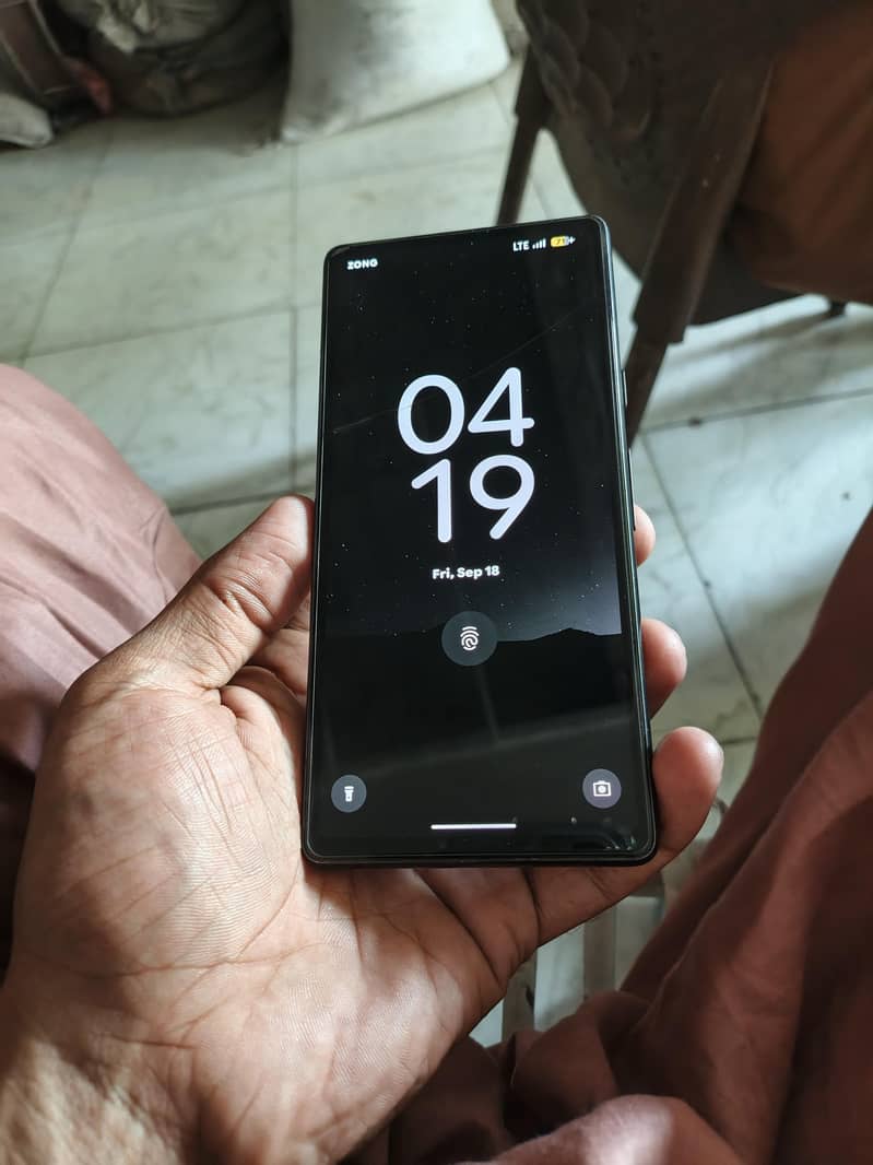 Google Pixel 7a 1
