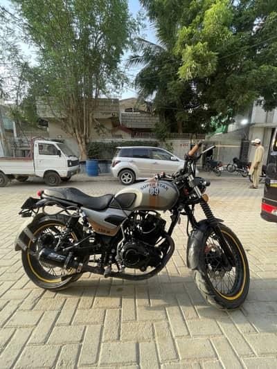 Superstar Falcon 150