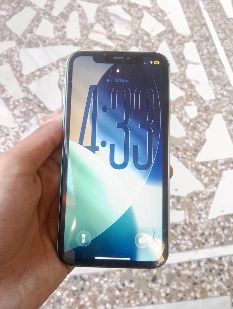 apple iPhone 11 0