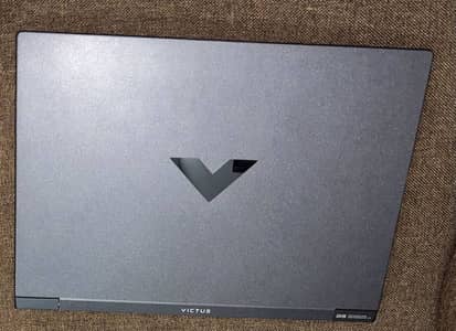 HP Victus 15 FB3093DX Ryzen 7 RTX 4050 6GB 16GB 512GB