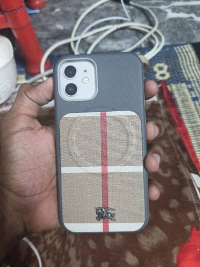 Apple iPhone 12