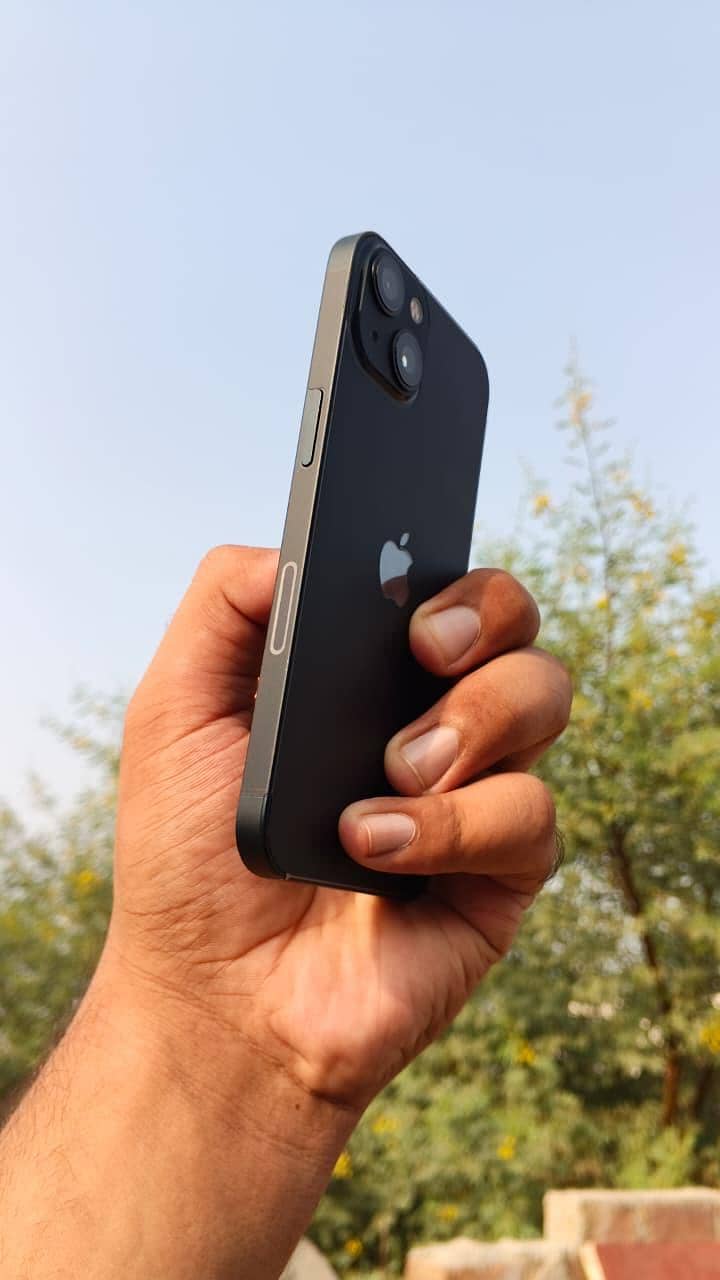 Apple iPhone 13 4
