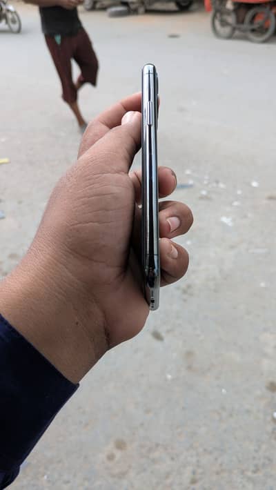 Apple iPhone 11 Pro