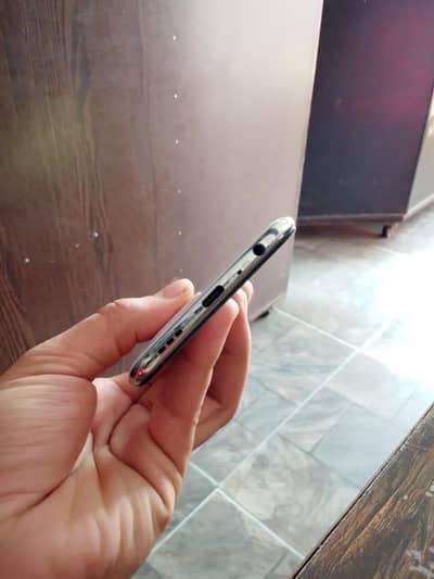 OPPO f17