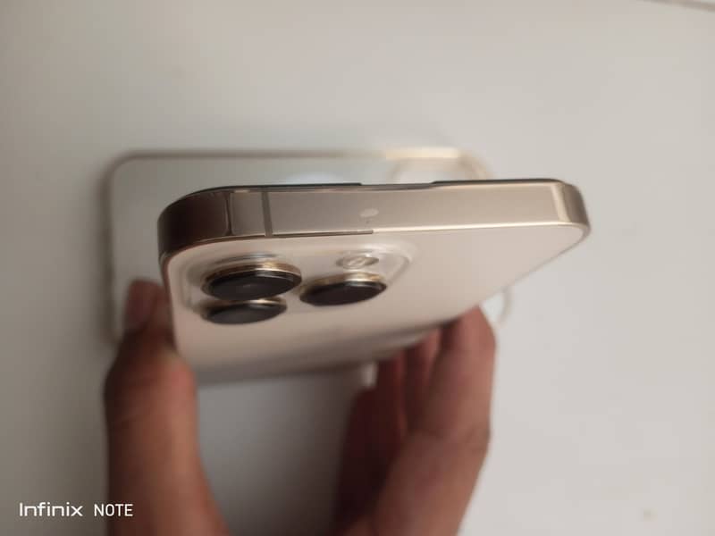 Apple iPhone 13 Pro 2