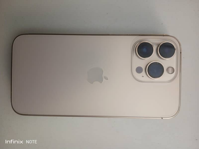 Apple iPhone 13 Pro 4