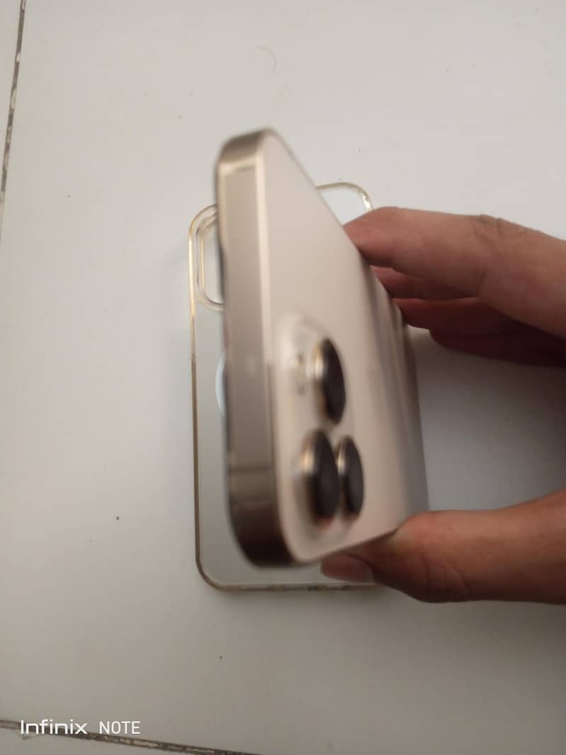 Apple iPhone 13 Pro 6