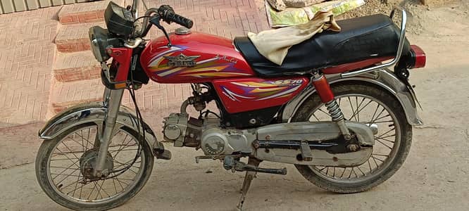 bike wash hona wali ha baki saf ha bike