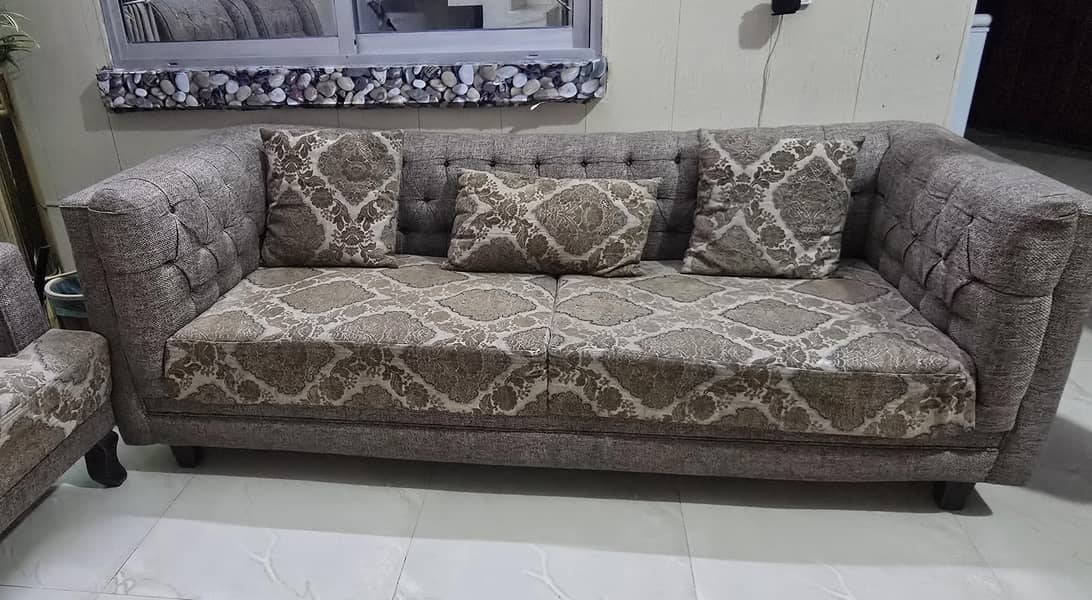 simple aur attractive 4