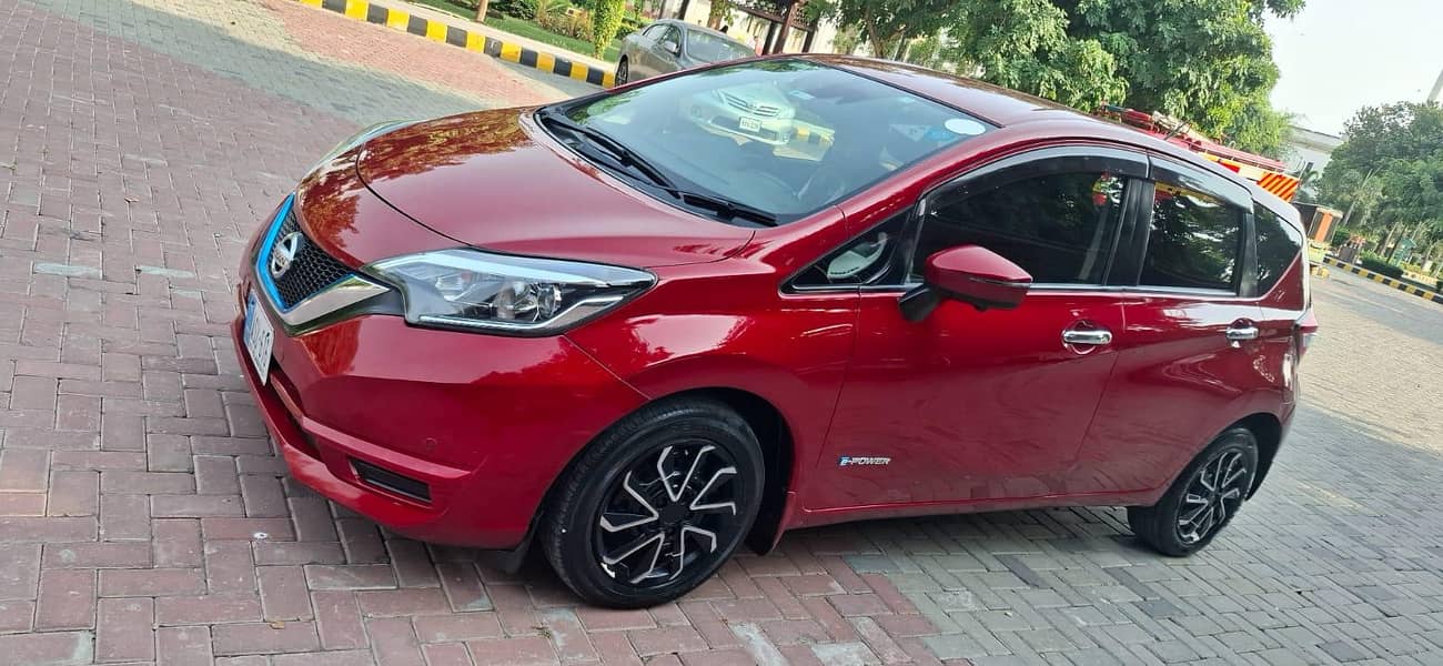 Nissan Note E Power 2017 2