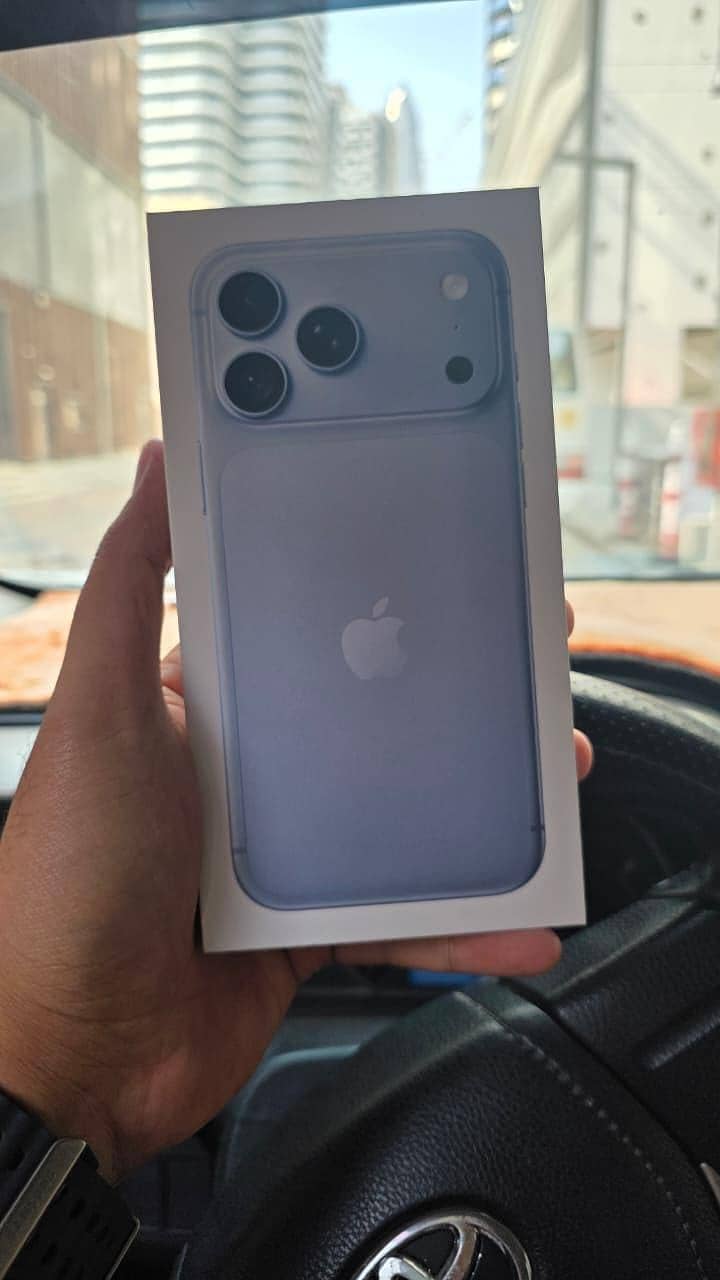 Apple iPhone 18 Pro Max 2