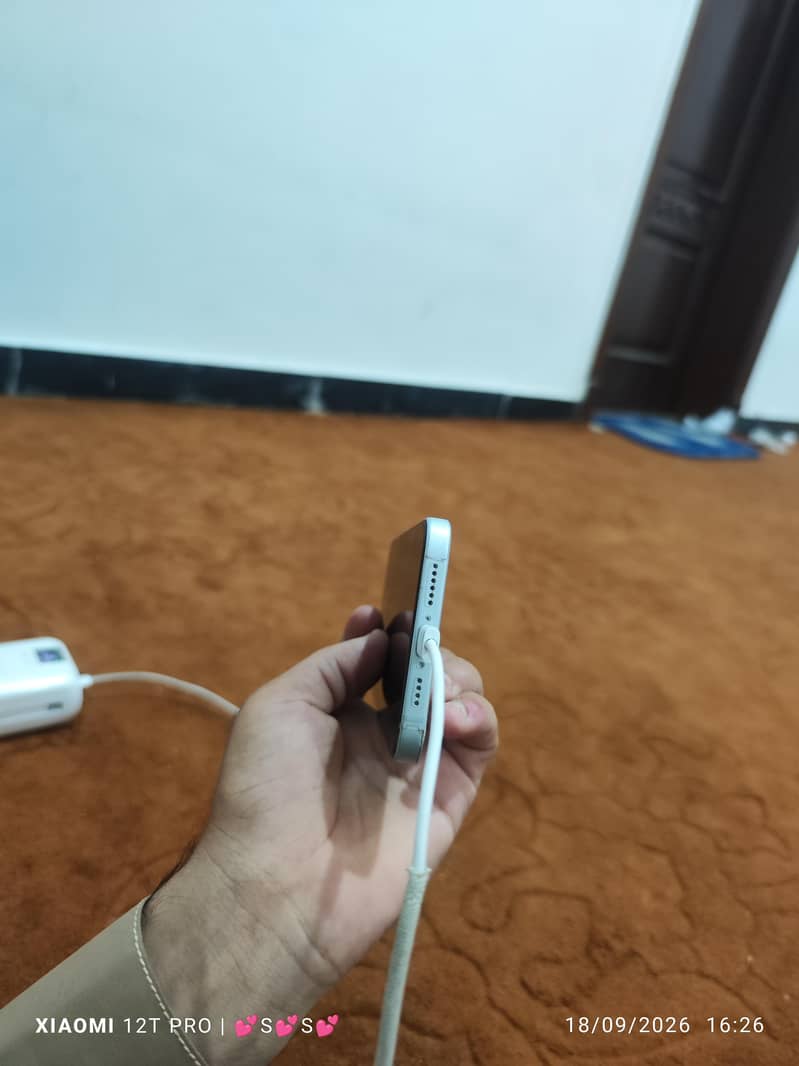 iphone 15 plus 2