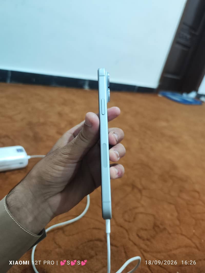 iphone 15 plus 3