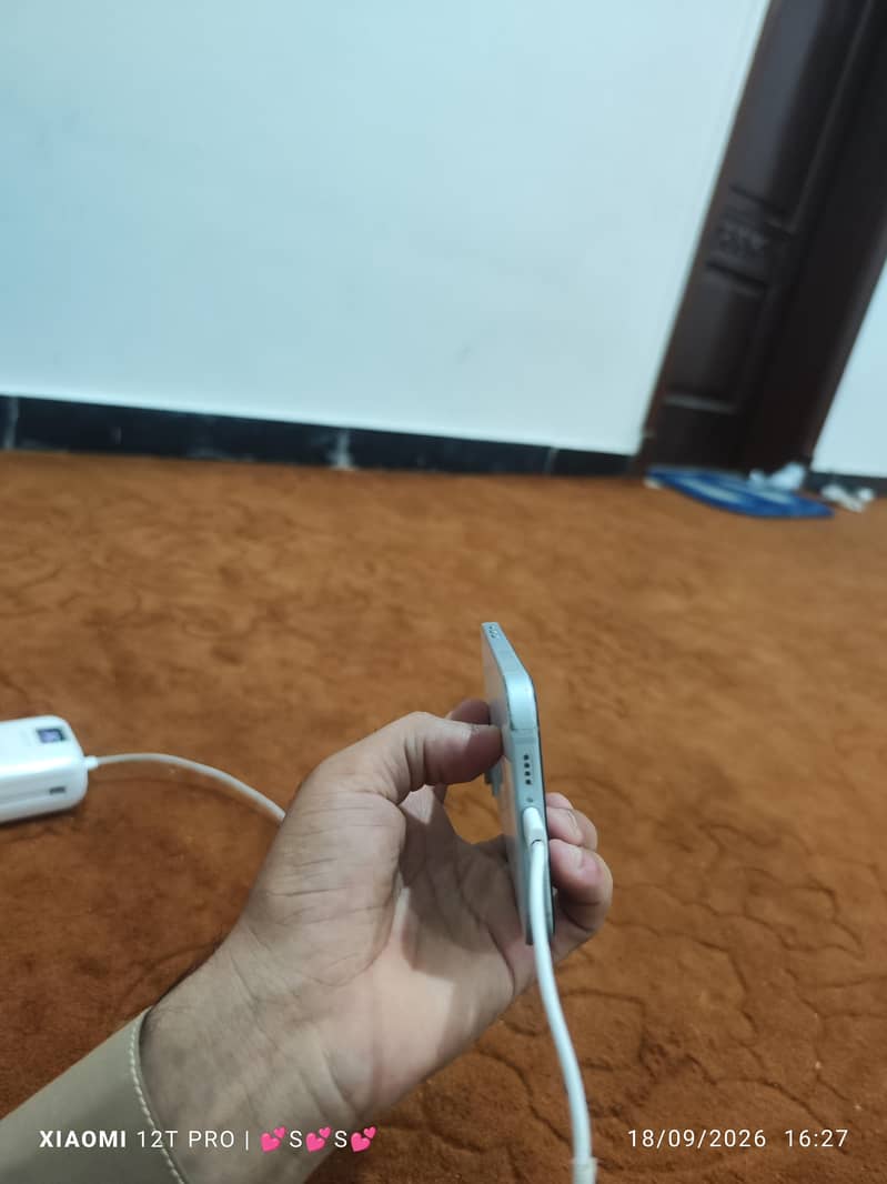 iphone 15 plus 4