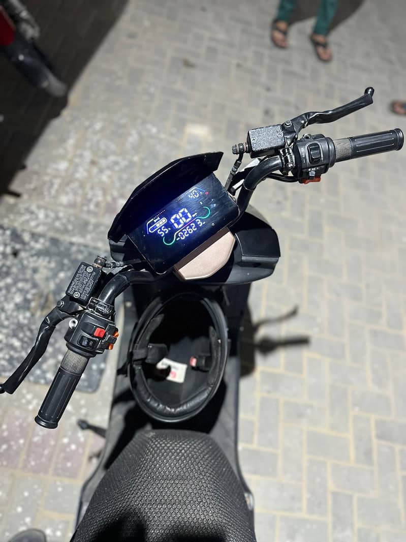 Crown FireFly 2
