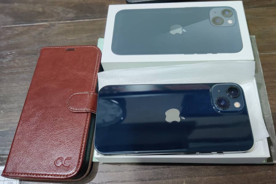 Apple iPhone 13 2
