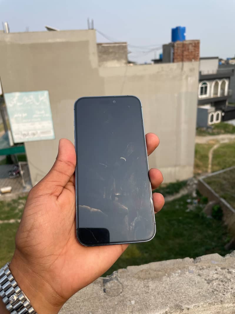 Apple iPhone 14 Pro Max 2
