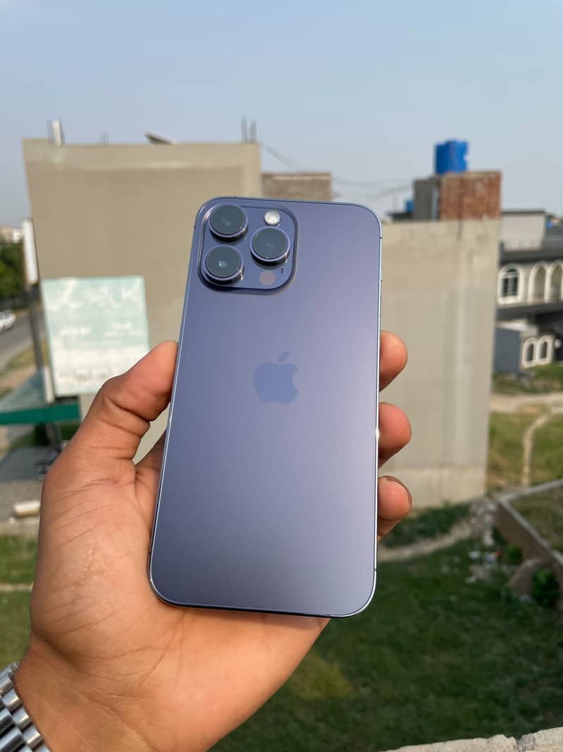 Apple iPhone 14 Pro Max 3