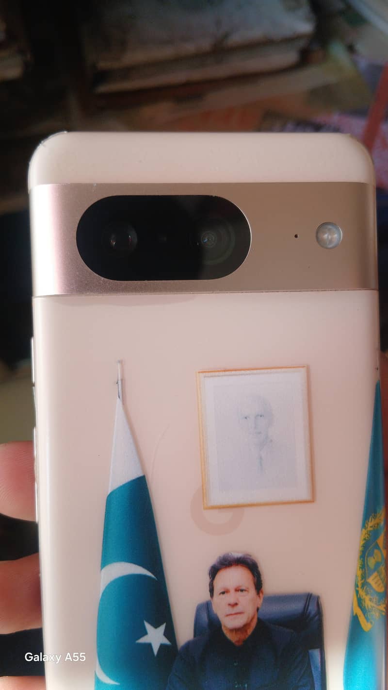 Google Pixel 8 1