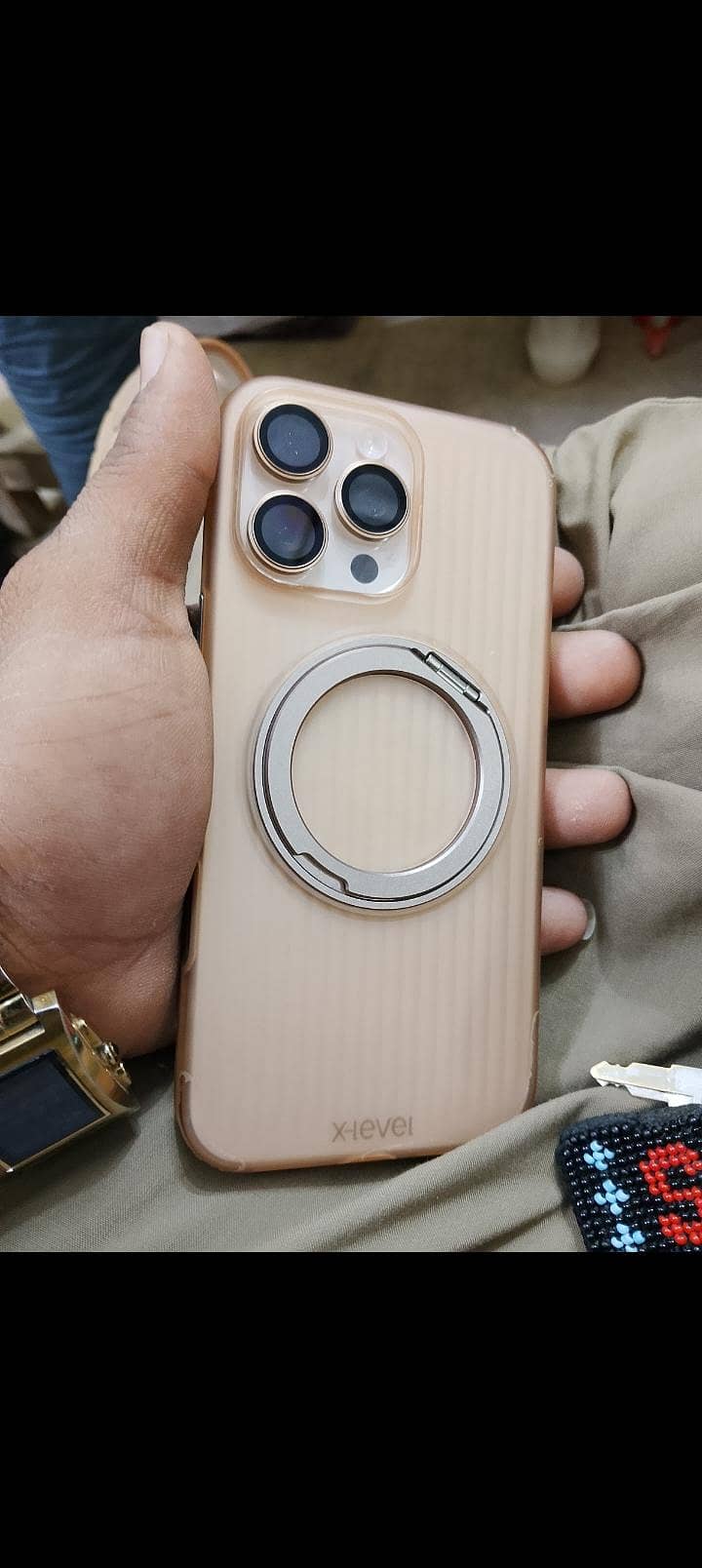 Apple iPhone 16 Pro Max 1