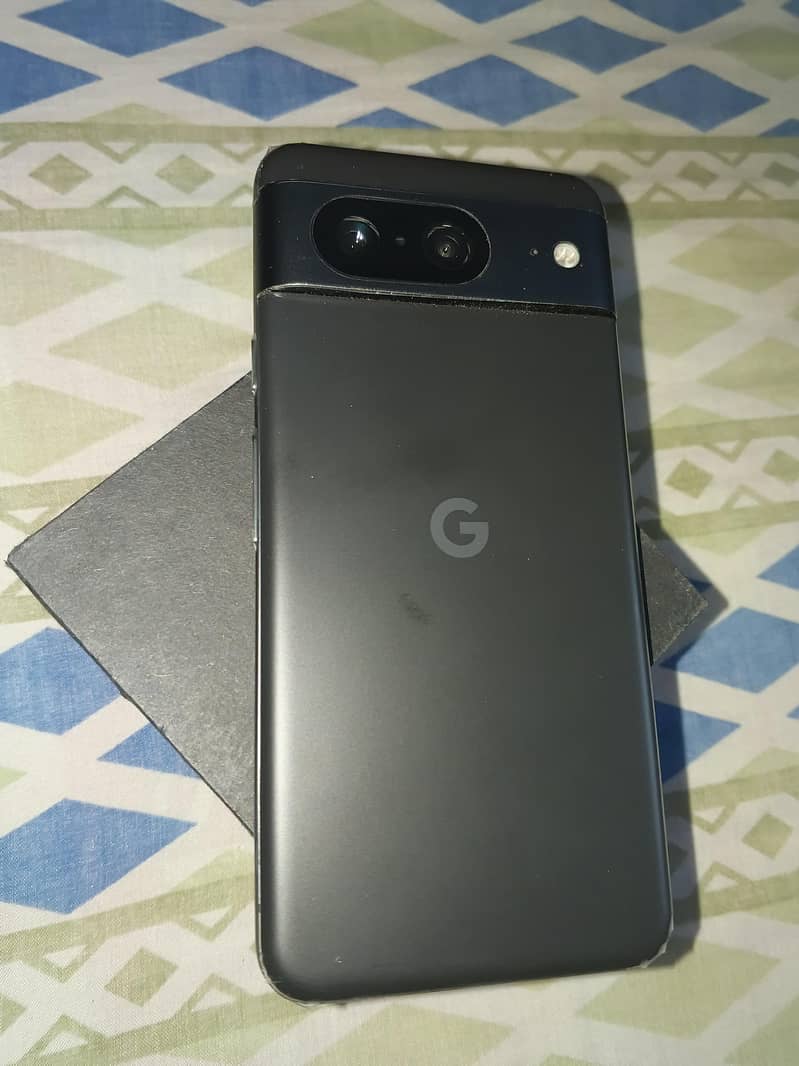 Google Pixel 8 1