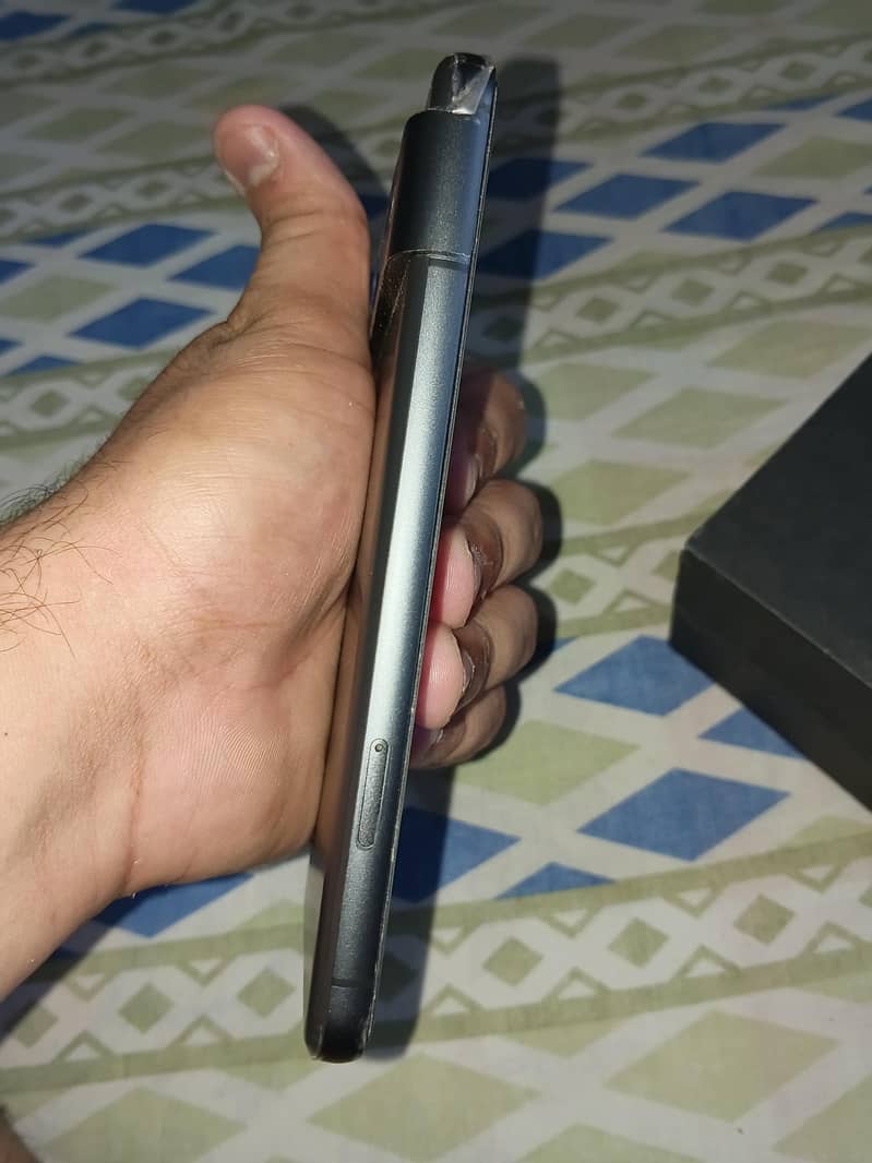 Google Pixel 8 3