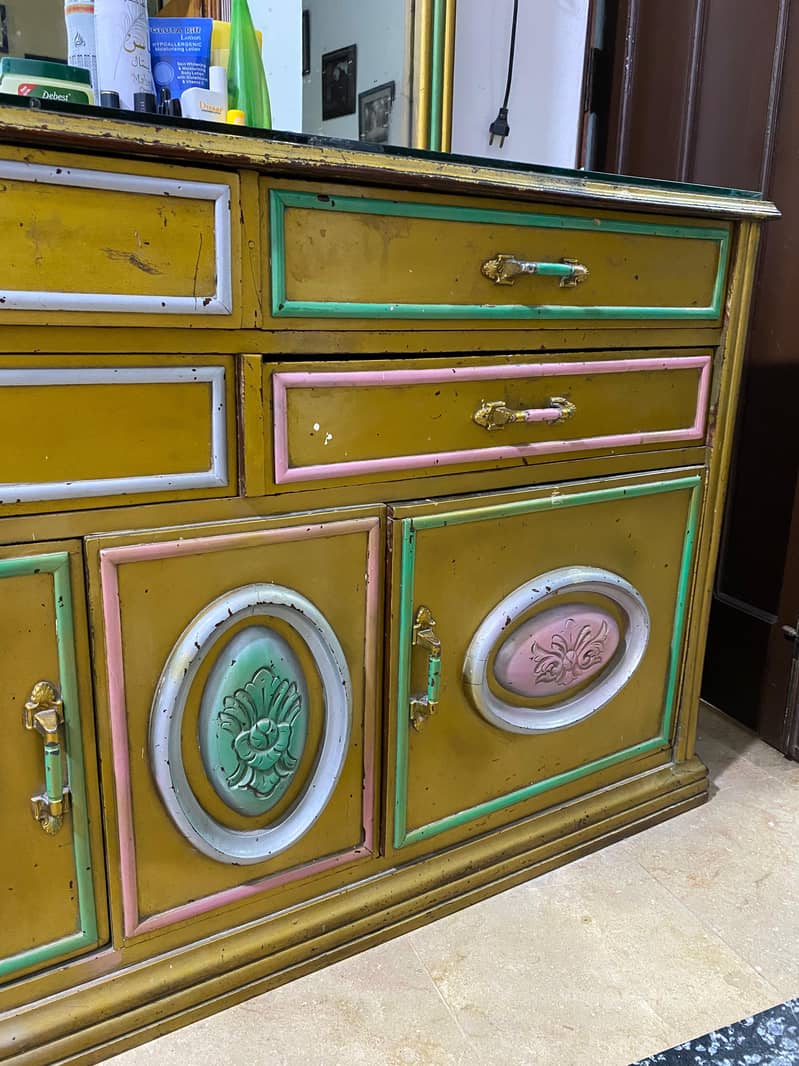 dressing table 2