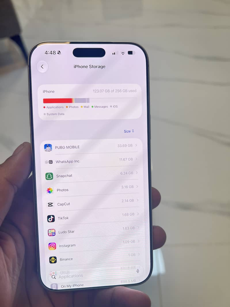 Apple iPhone 17 Pro Max 2