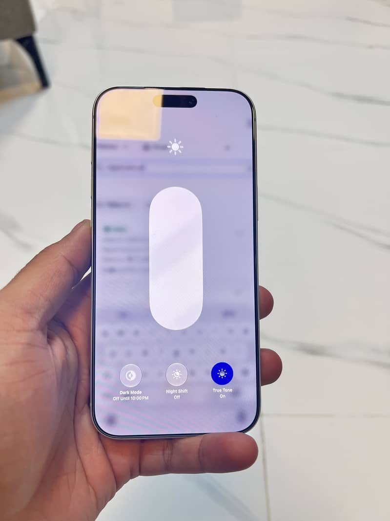 Apple iPhone 17 Pro Max 5