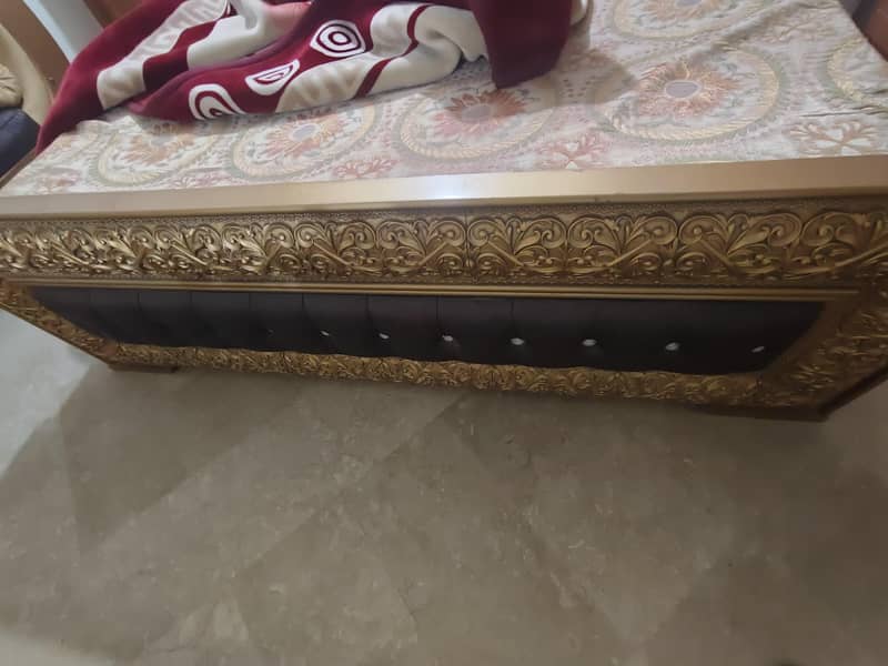 bed set with dewan 0