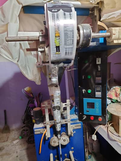 Automatic Ice Lolly Liquid Filling & Packing Machine