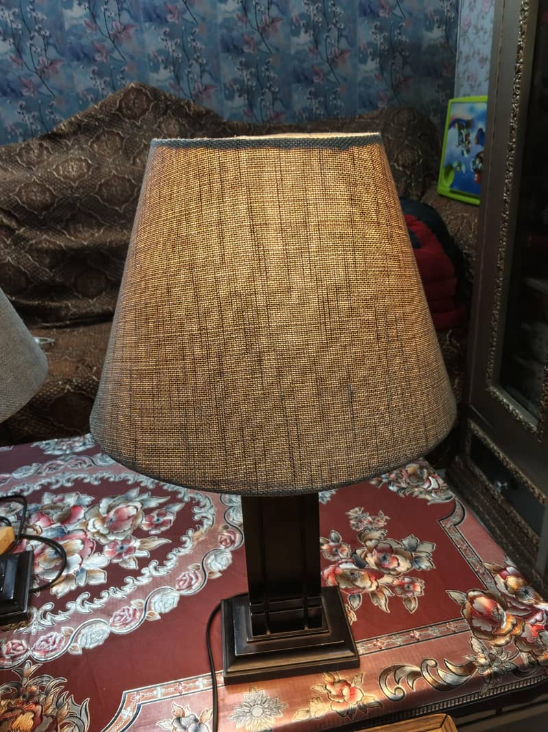Table lamps 0