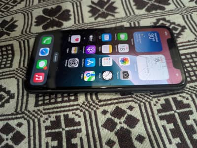 Apple iPhone XR