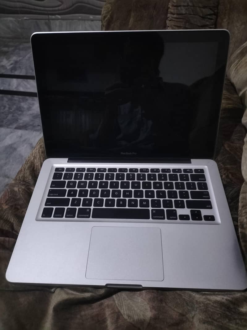 macebook pro 2
