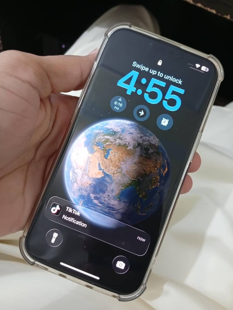 Apple iPhone 13 1