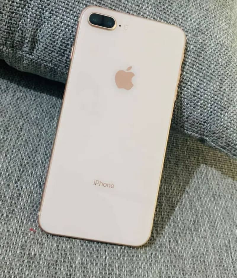 Apple iPhone 8 Plus 1