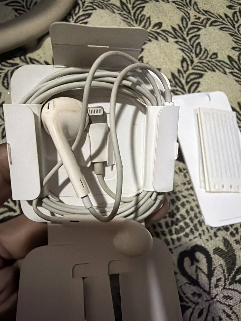 Apple iPhone 11 7