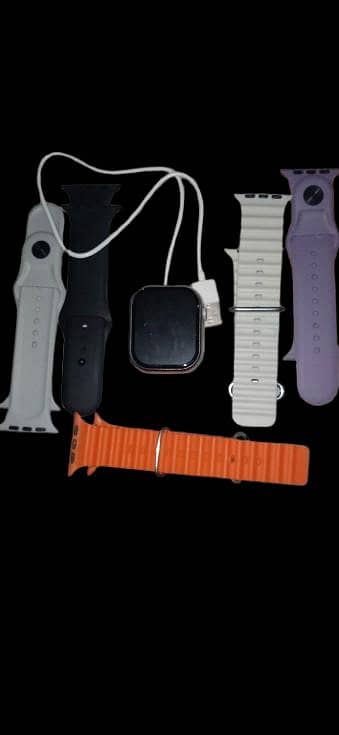 Used Smart Watch 9/10 condition Full working No Fault
