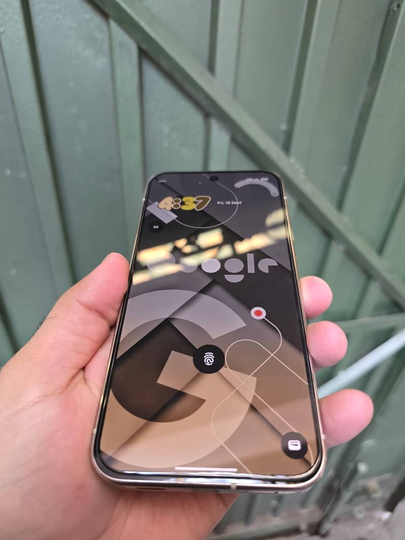 Google Pixel 10 Pro XL 2