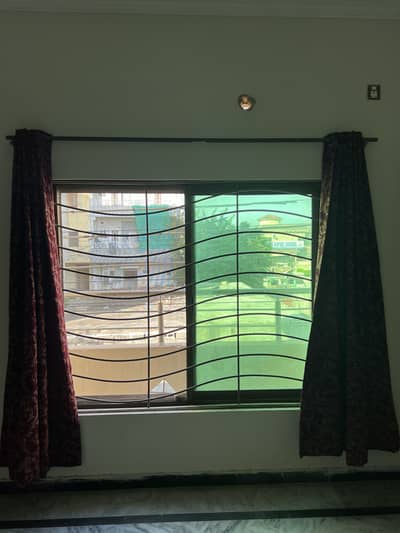 1 Door & 1 Window Frame with Glass