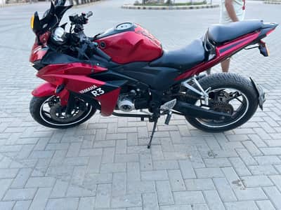 Yamaha r 3 replica