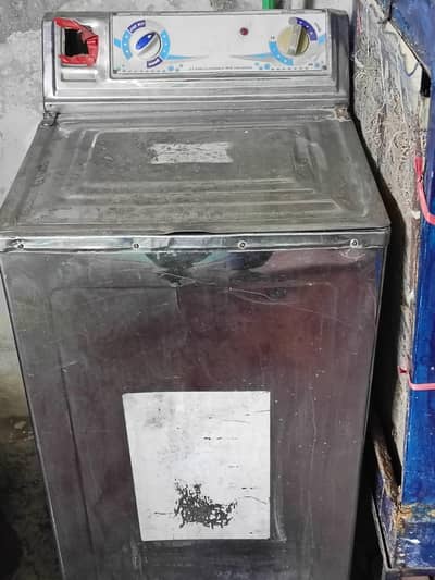 steel boady full copper windging washing machine. Lush condtion