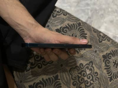 Apple iPhone 13 NON PTA JV 128 gb. Jelly instal back 10/9 condition.