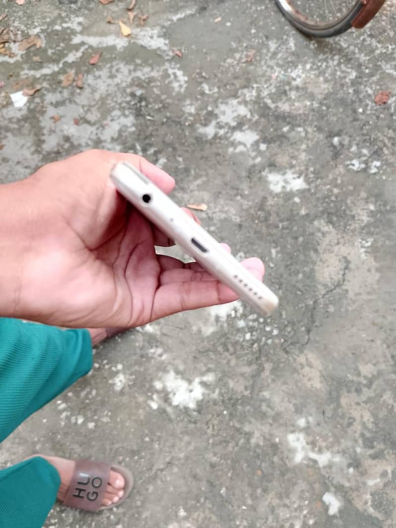 OPPO A57 3