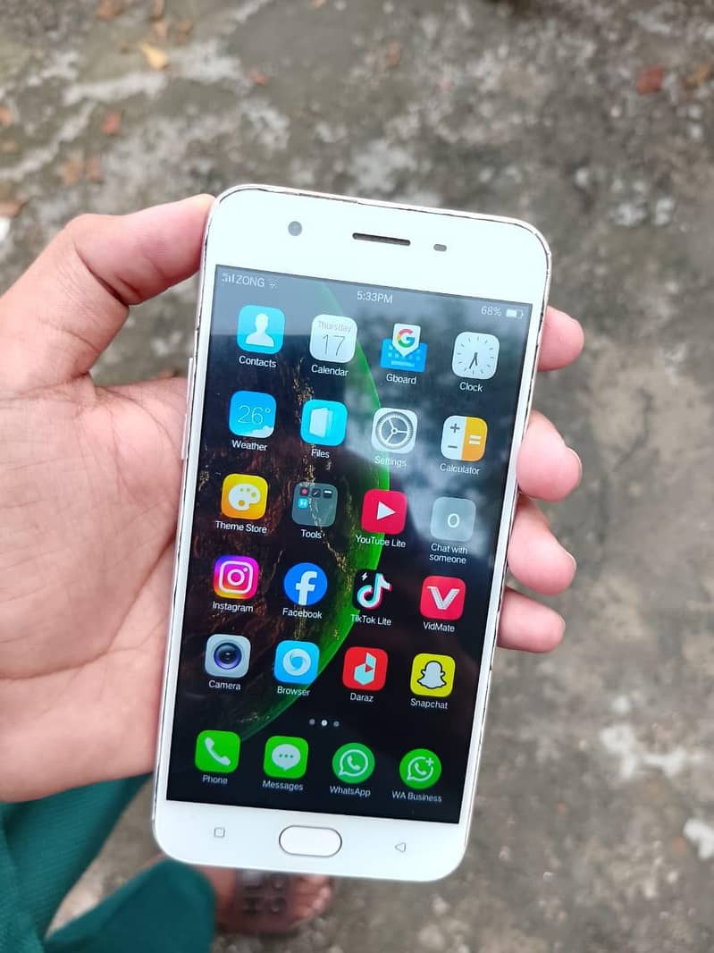 OPPO A57 4