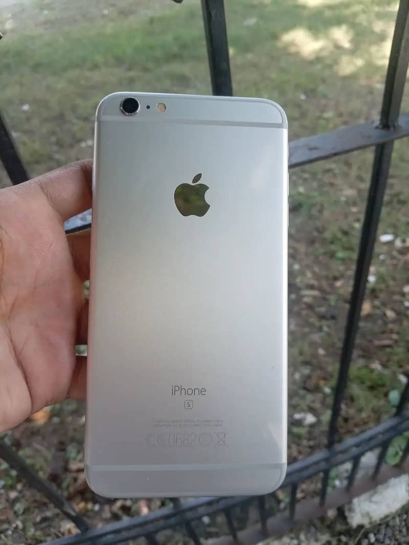 iPhone 6s Plus 1