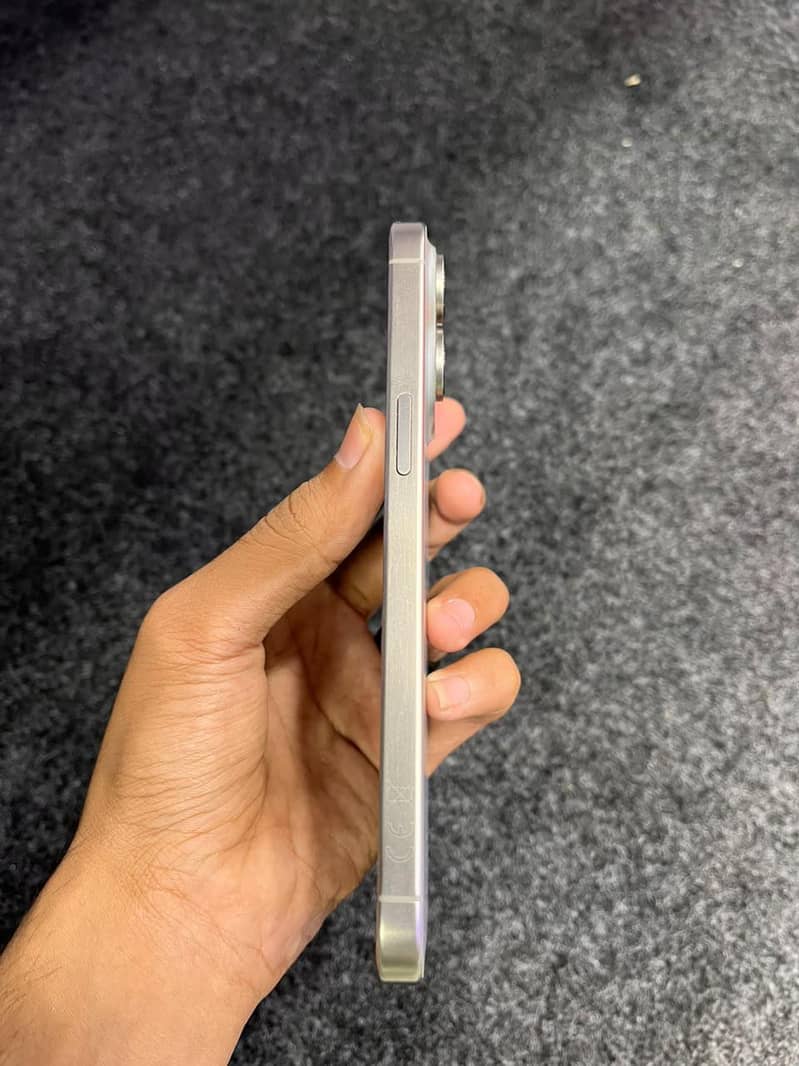 iphone 15 pro mx 3