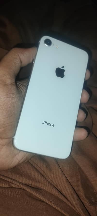 iPhone 8 - 64GB